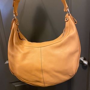 *NEW* Tod’s saddle bag